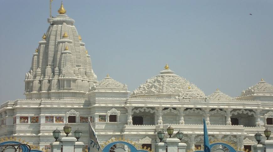 Iskcon-Temple-Vrindavan-Kesari-tours