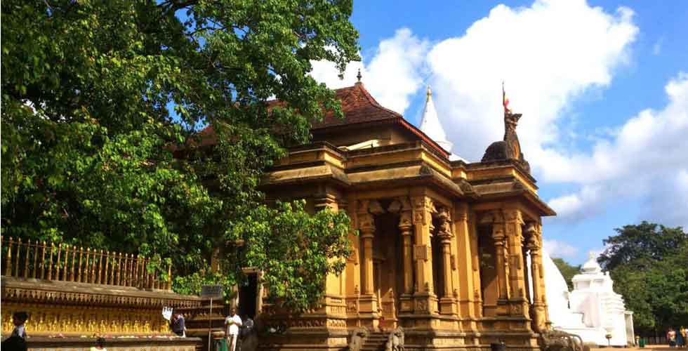 Kelaniya--Ancient-Buddhist-Temple