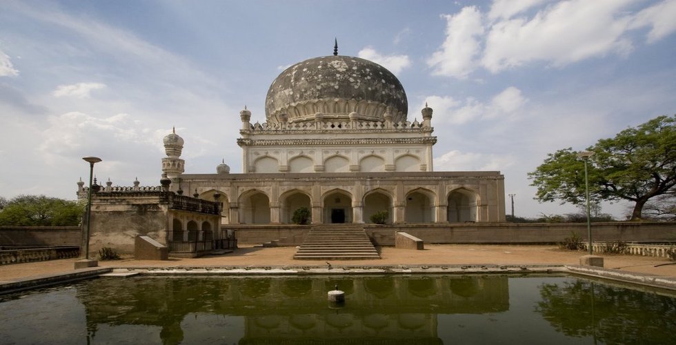 Qutub Shahi Tomb