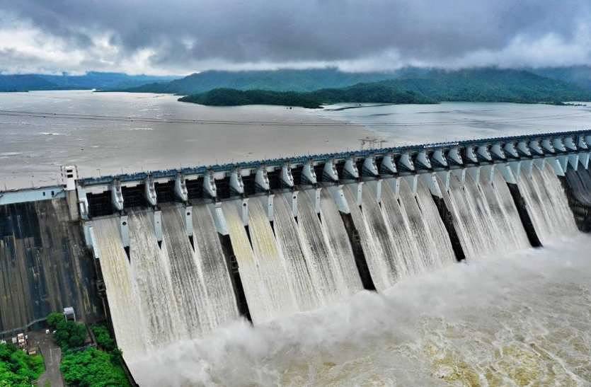 SARDAR-SAROVAR-DAM