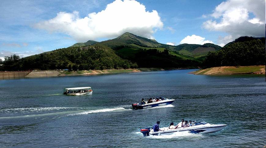 boat-ride-Mattupetty-Dam-kesari-tours